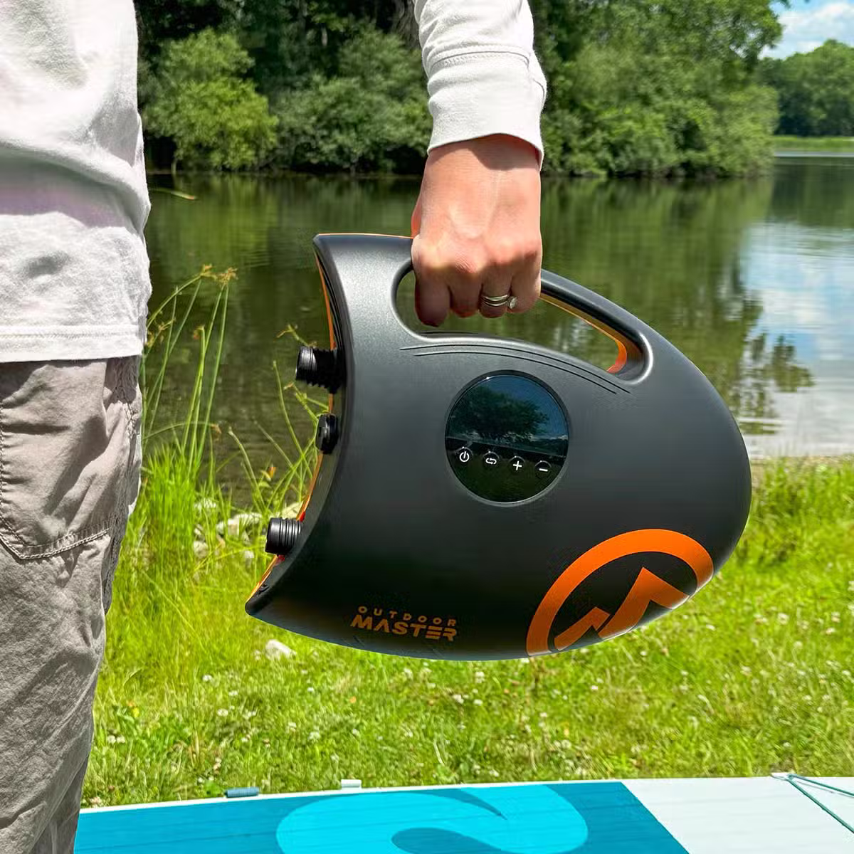 Outdoor Master Shark 2S Rechargeable Electric SUP Pump
