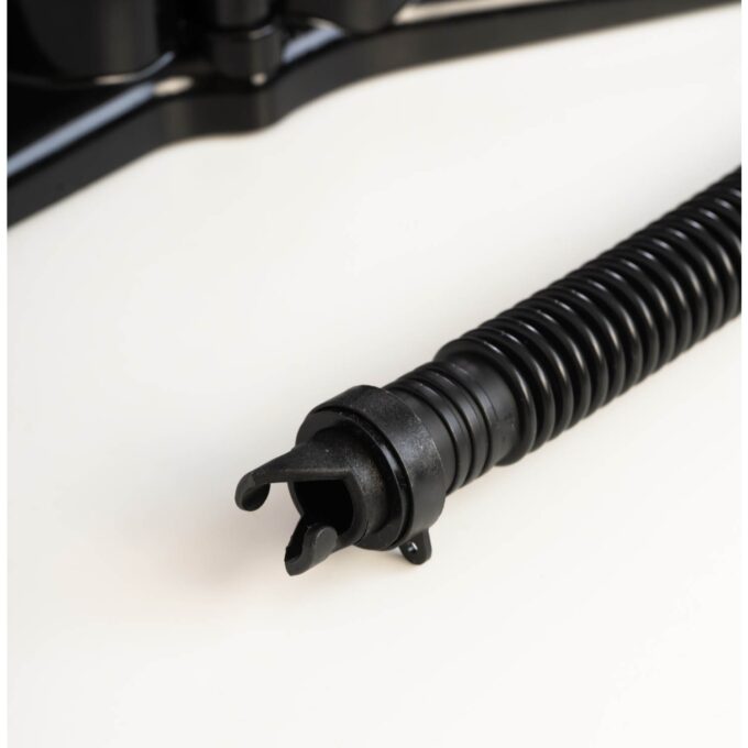 Jobe Triple Action SUP Pump connector closeup