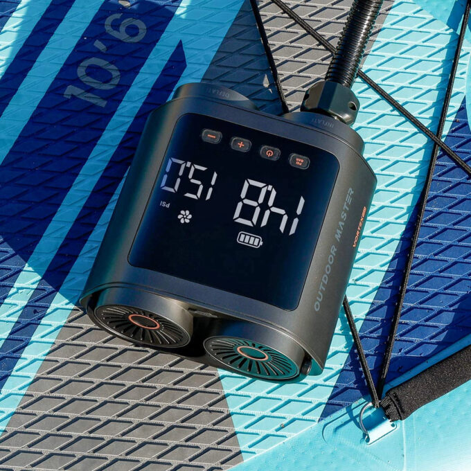 Outdoor Master Vortex Pro Rechargeable Electric Pump clear display