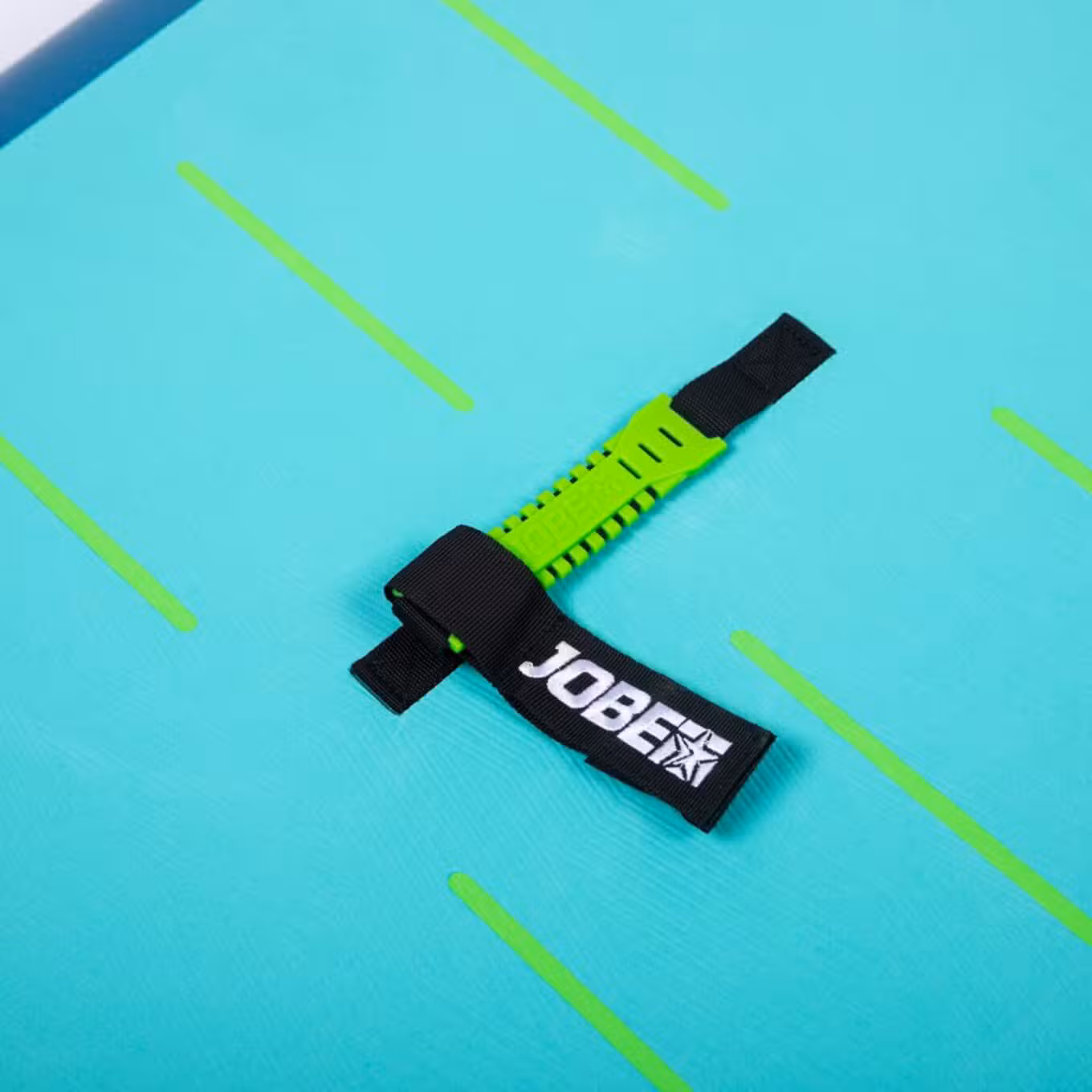 Jobe Aero Sava SUP Lite Board Package - Closeup of carry handle