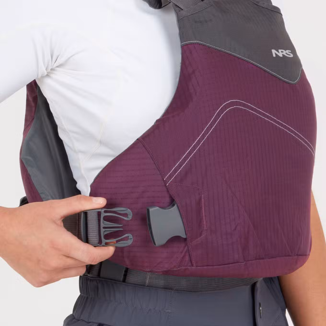 NRS Vapor PFD Plum Model Buckle