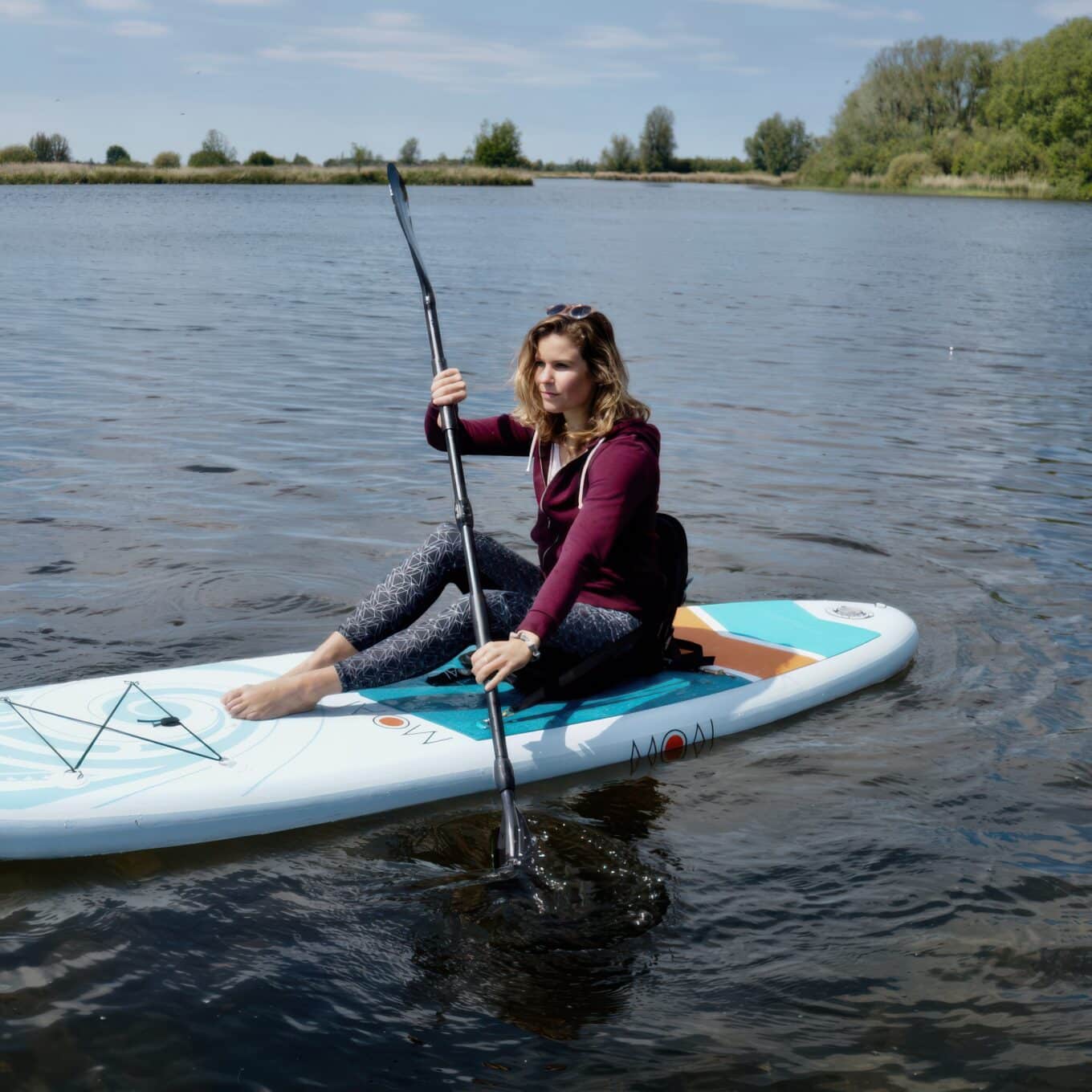 MOAI SUP Kayak Seat ActionShot 1
