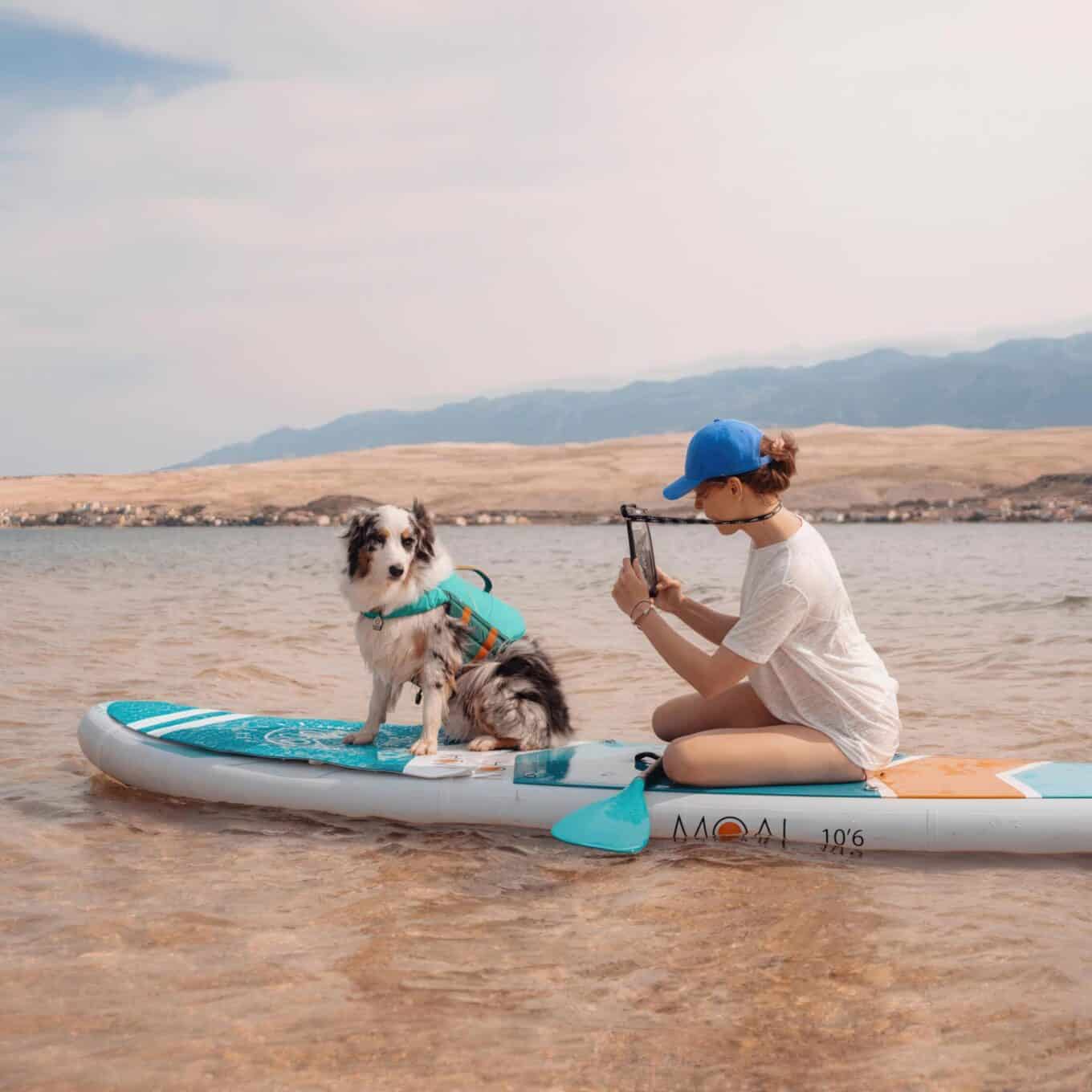Moai Paddleboard Dogpad Action Shot 3